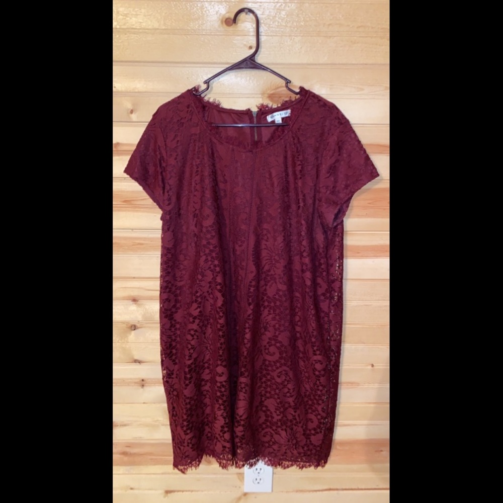 Like new Downeast lace dress